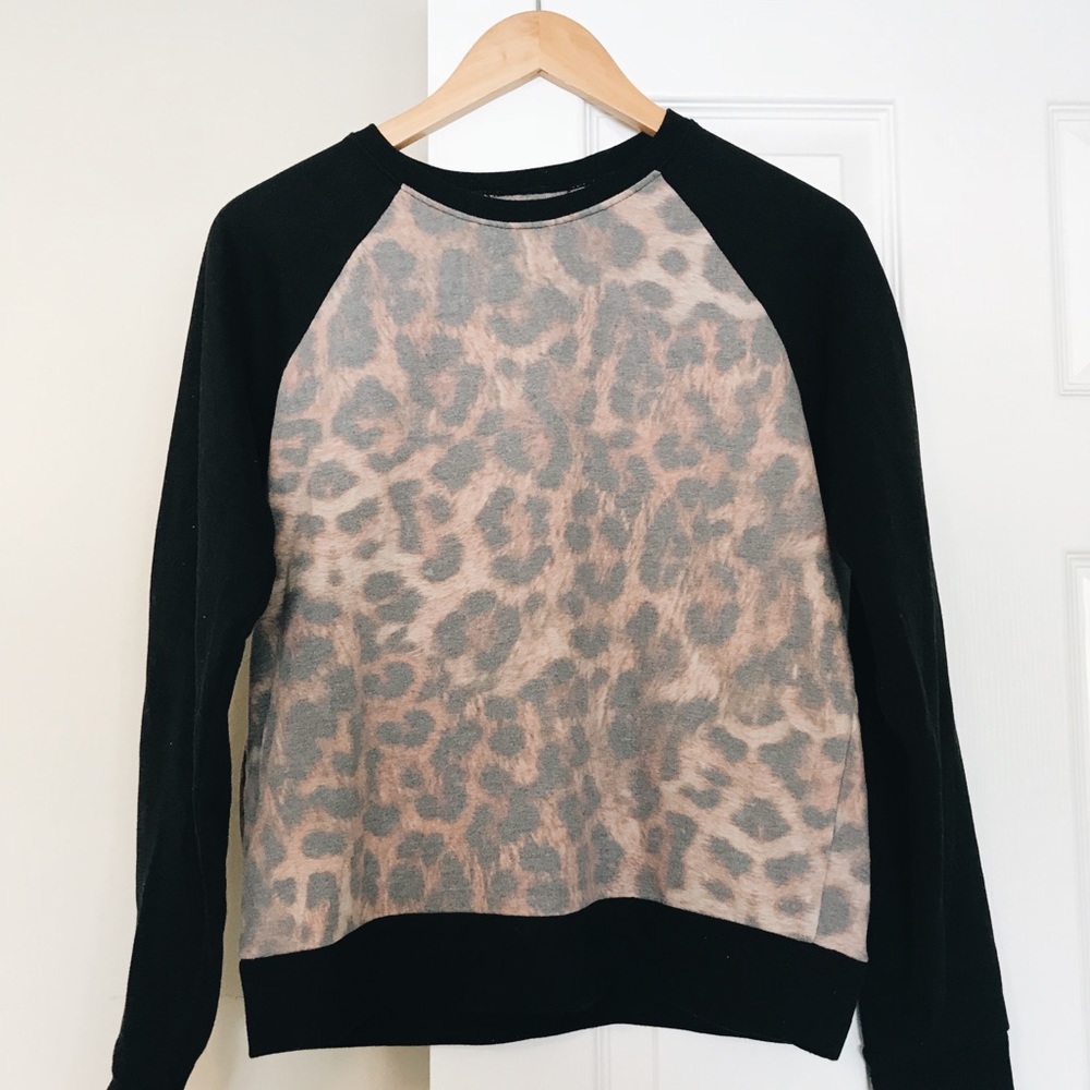 SWEATSHIRT: crew neck, leopard print